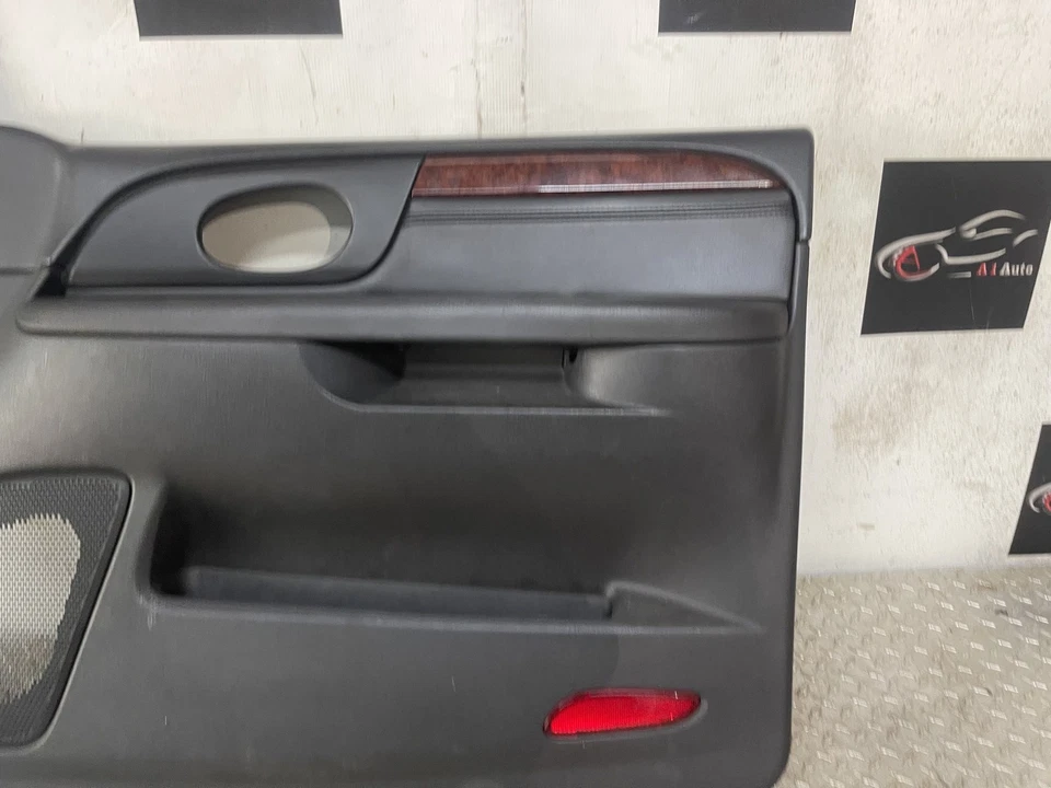 2005 - 2009 GMC Envoy Denali Front Passenger Right Door Panel Assembly Oem — 第 3/4 张图片