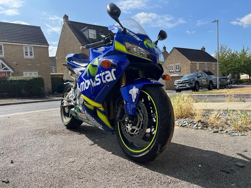 Honda CBR600 Bike – Genuine Movistar Edition 23 image