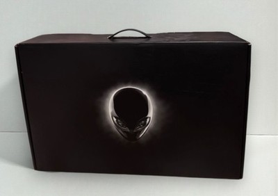 Alienware 17 R3. Gaming Laptop i7 16GB Radeon HD8970M Plus Box