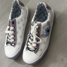 Disney Girls Stitch Low Top Lace-Up Sneakers US 8 White Purple Pink Floral