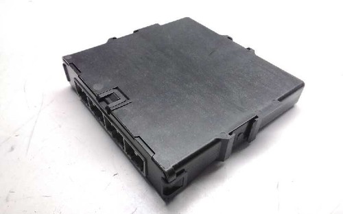 8998102040 CALCULATEUR MOTEUR ECU / 2532450 POUR TOYOTA AURIS HYBRID ACTIVE - Zdjęcie 1 z 10