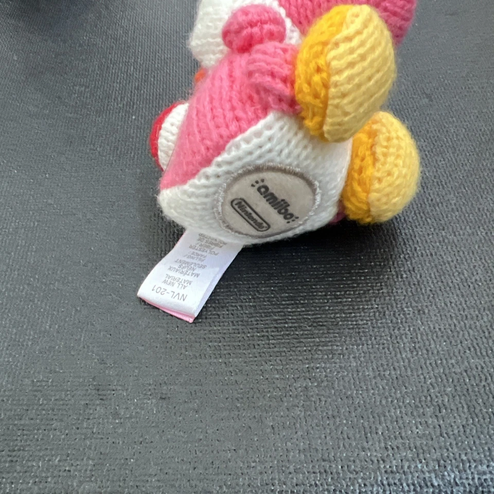 Fio rosa Yoshi Amiibo - Yoshi's Wooly World - Usado - Imagem 3 de 4
