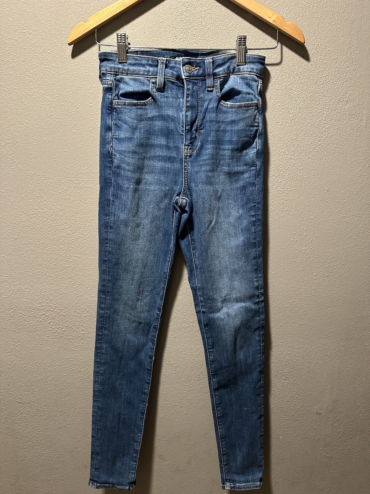 Picture 1 of 5
