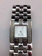 Reloj de cuarzo de acero inoxidable D&G con cristales de Swarovski Dolce & Gabbana