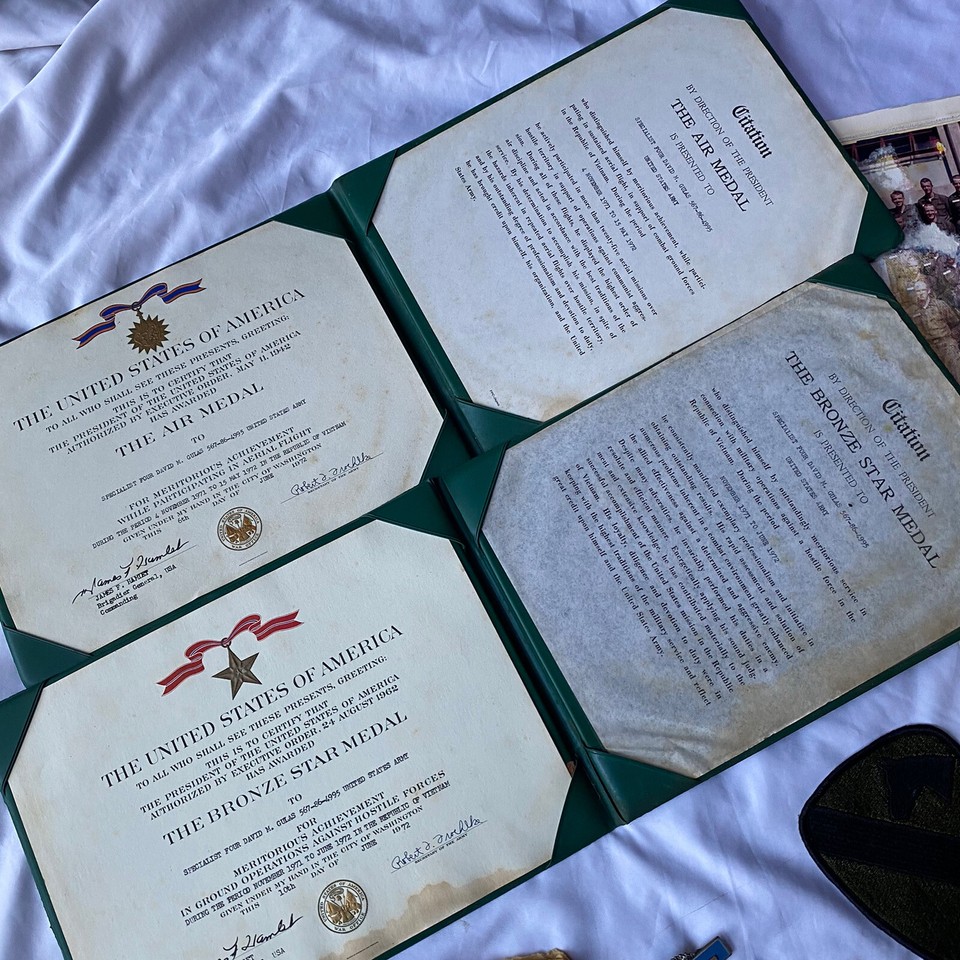 Vietnam War Air Cavalry Document Grouping Bronze Star Air Medal Diploma