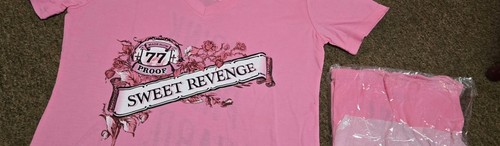 Ladies 77 Proof Sweet Revenge Wild Strawberry Sour Mash V Neck T-Shirt Small - Picture 2 of 6