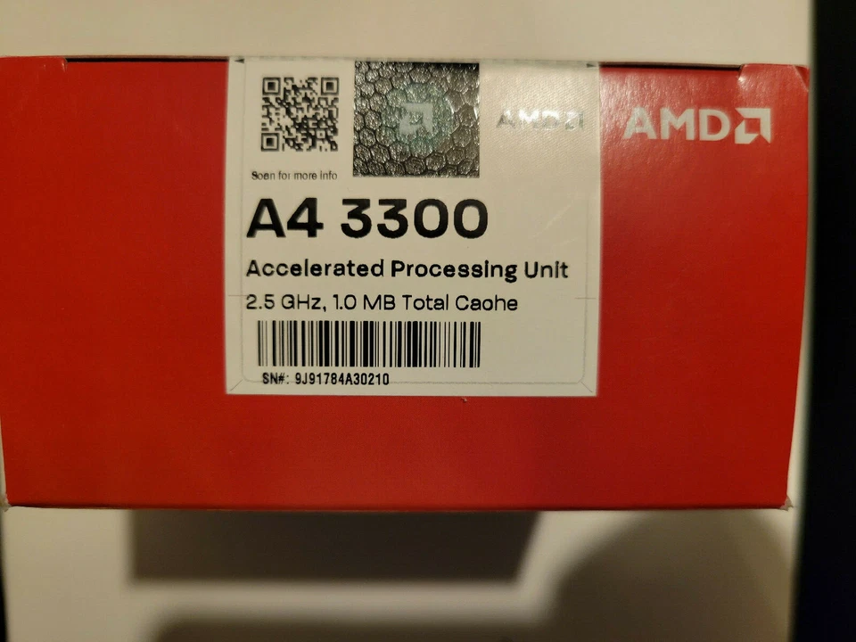 AMD A4 3300 2.5GHz 1MB Cache Dual-Core Socket FM1 APU AD33000JHXBOX - Image 2 of 4