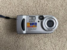 Sony Cyber-Shot 3.2 Mega Pixels Digital Camera 6X DSC-P71 UNTESTED