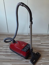 Miele Staubsauger Tango Plus S381 plus Zubehör Bodenstaubsauger S 381 mit 1800W