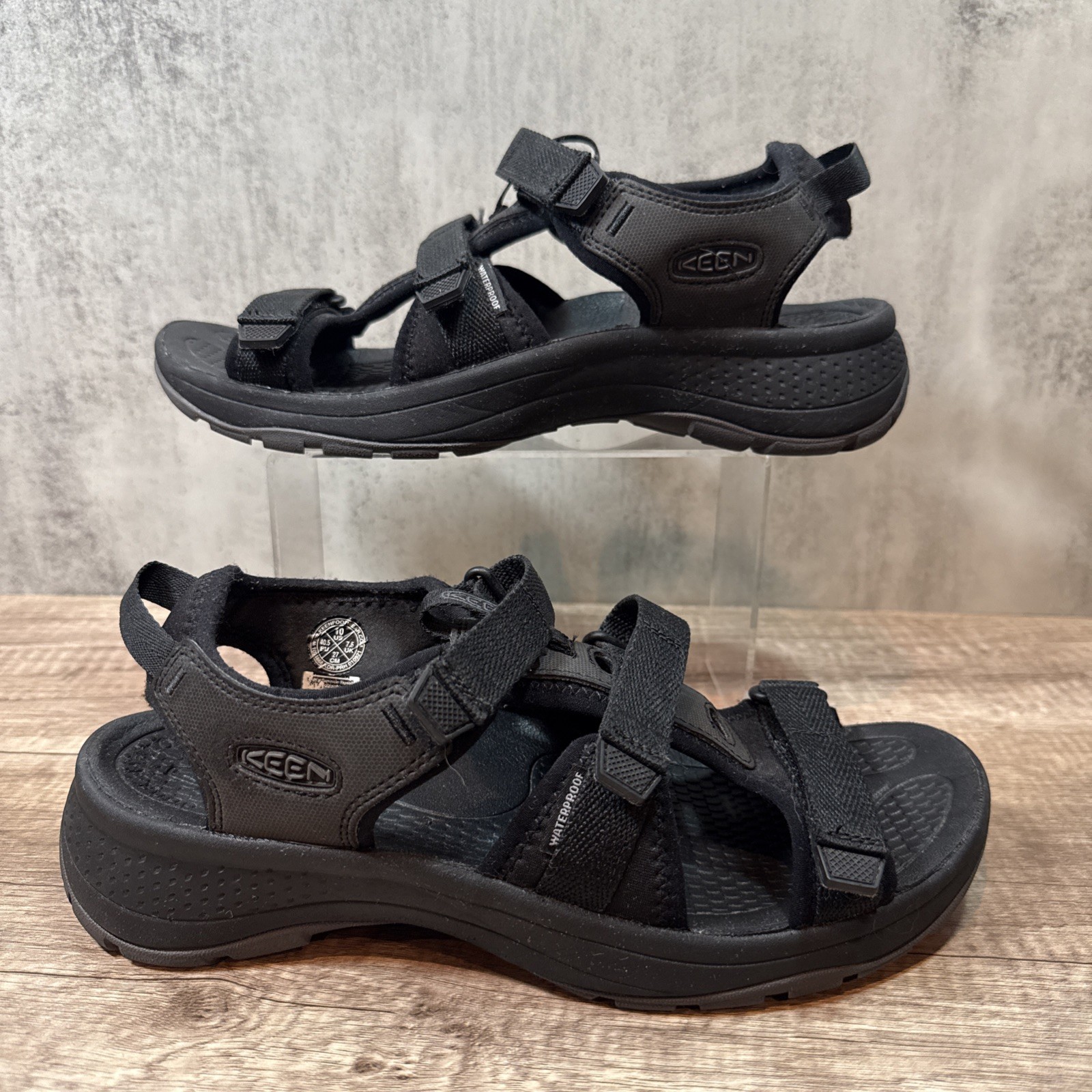 KEEN sandalo donna Astoria West punta aperta scarpa acqua nero su nero taglia 10 US