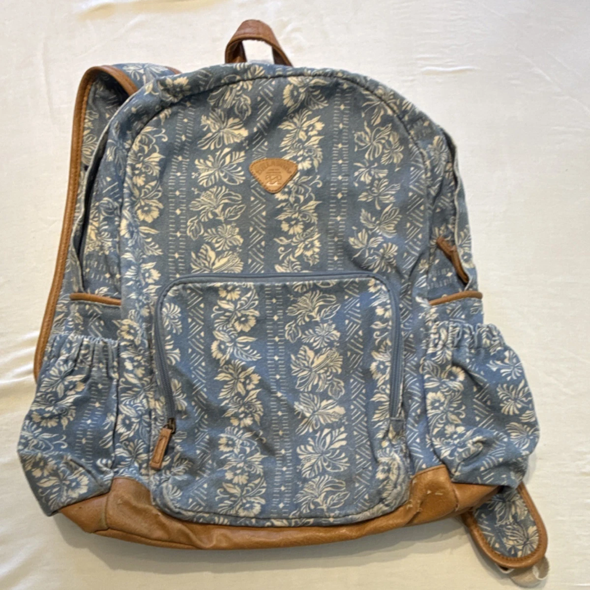 Billabong Blue White Floral Daisy Mini Backpack Bag Blue Daisy Print Backpack: Trendy Floral Travel Bag - Etsy main image 3