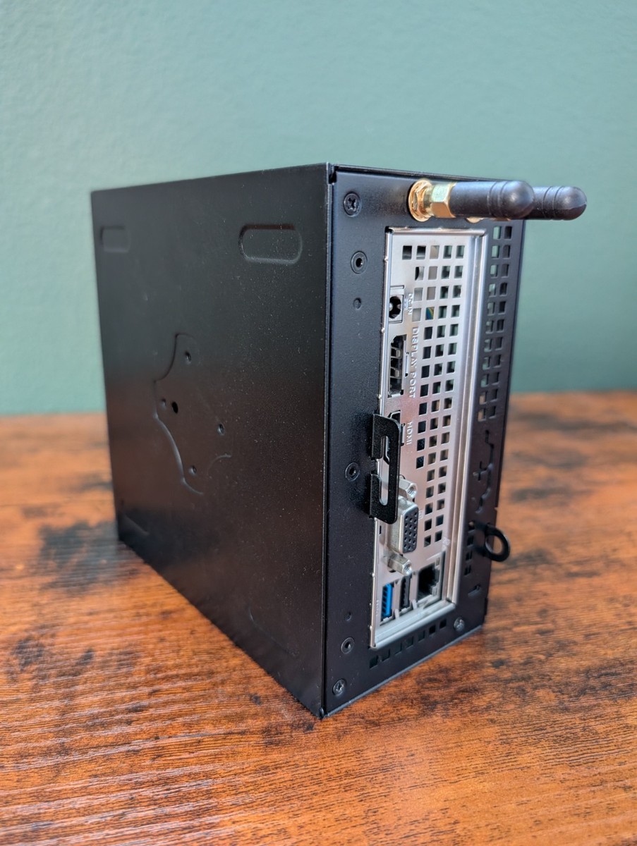 ASRock deskmini x300, AMD ryzen 4700g, 16gb Ram, Noctua l9a, 500gb