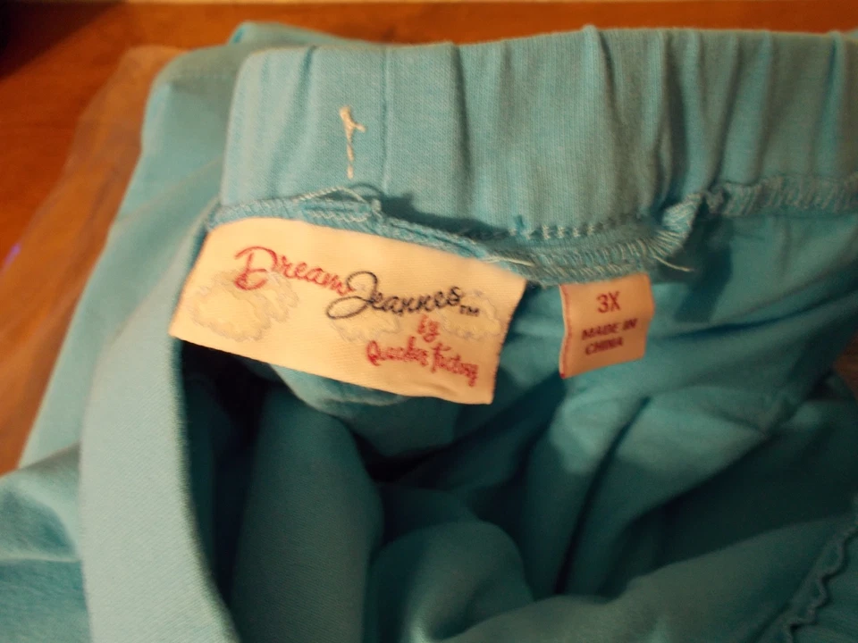 Dream Jeannes by Quacker Factory Light Blue Elastic Waist Skorts Size 3X - Image 2 of 4