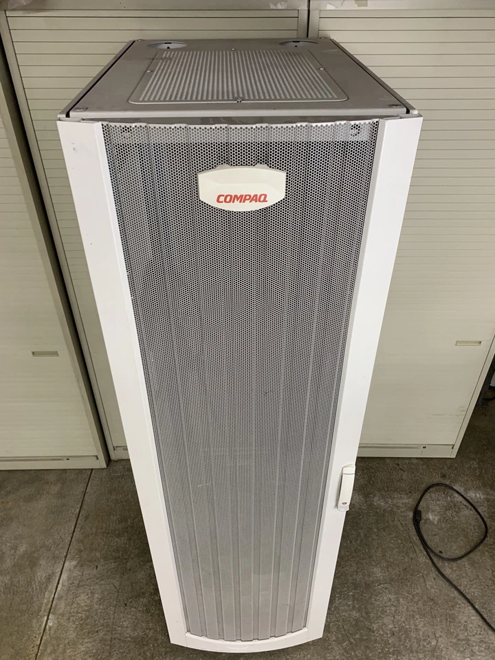 Compaq 9000 Series Server Rack W/ 2x Power Distribution Racks 78" - Image 2 of 4