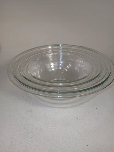 Vintage Set of 3 Pyrex Clear Glass Nesting Mixing Bowls #322 #323 #325