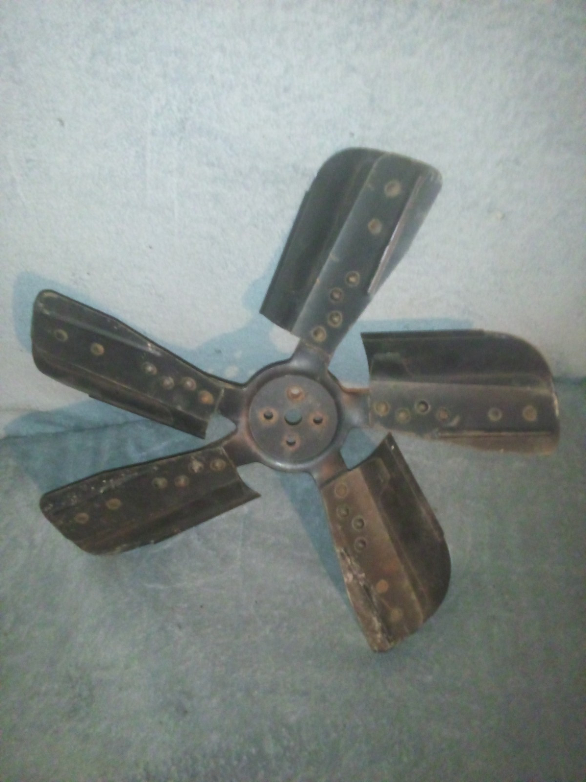 1975-1979 Ford Mustang LTD Engine Cooling Fan Part#: CF-D9AE 8600-EA B 7 9