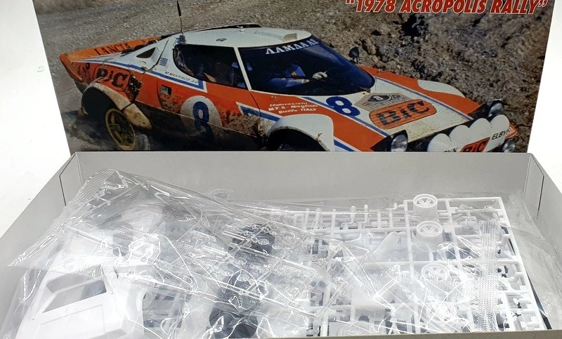 Hasegawa Kits 1/24 Scale 20692 - Lancia Stratos HF 1978 Acropolis Rally - Image 2 of 4