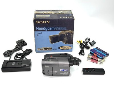 Sony CCD-TRV40 Handycam Video 8 Camcorder Video Transfer Bundle - WORKING