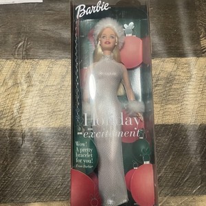 Vintage 2001 Mattel “Holiday Excitement Barbie” #29203 