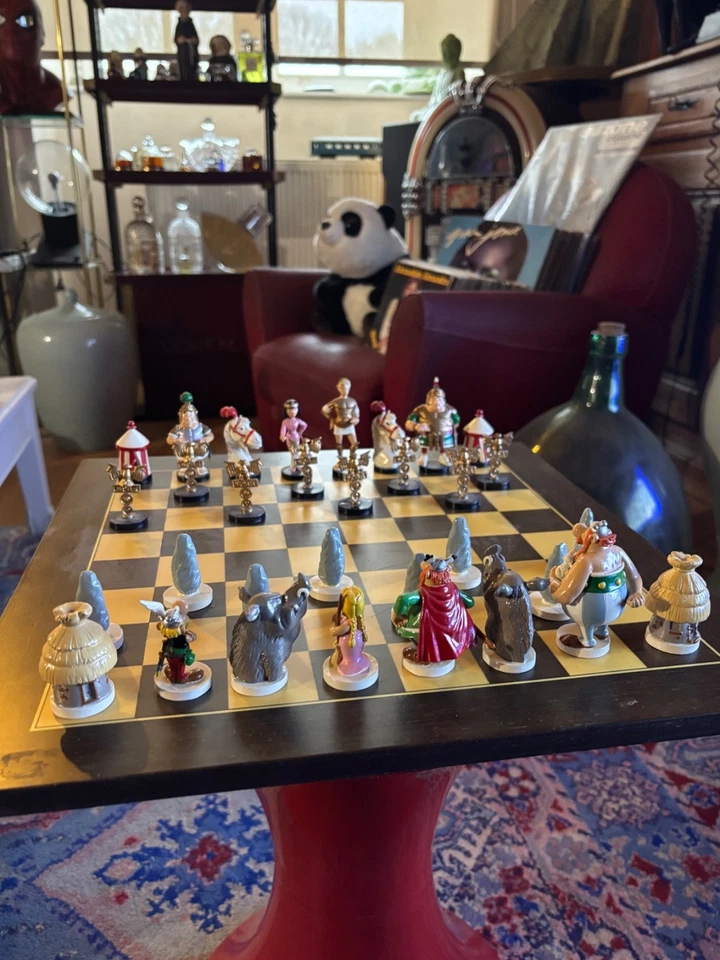 Jeux d'echecs Asterix Pixi type Tintin 1ere version certificat signé UDERZO  - Photo 2/4