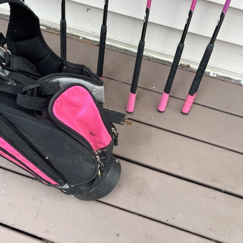 Walter Hagen Series II 2 Jr Girls Kids 7 Club Set Golf Bag Pink RH for - Picture 13 of 16