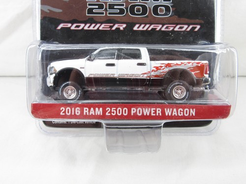 2016 RAM 2500 POWER WAGON * Greenlight 1:64 -Exclusive - Picture 2 of 4