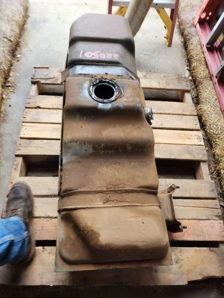 Tanque de combustible 6' 6" caja compatible con camioneta Chevrolet 2500 88-97 99-00 395235 Foto 2 de 4