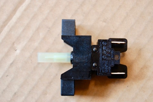 Ariston Indesit washing machine On / Off switch 4 pins C00104906 | eBay.de