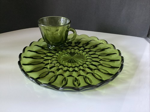 Anchor Hocking Snack Set - Avacodo Fairfield - 4 Trays and 4 Cups Sold Separate - Picture 3 of 9