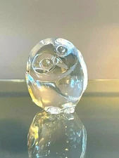 Steuban Crystal Hand Cooler Animal Figurine / Paperweight Owl  ( 1980s)