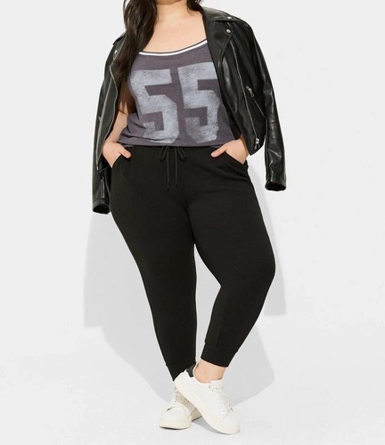 Torrid 55 Classic Fit Super Soft Crew Neck Varsity Tank Plus Size 2X 18-20 2 New - Picture 2 of 6