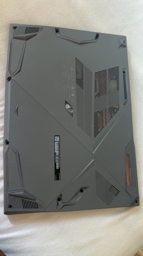 MSI Thin 15 B12UC-2049NL - Afbeelding 2 van 4