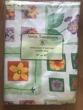 Sultan's Linens Floral Flannel Back Vinyl Tablecloth, Size 52 x 90