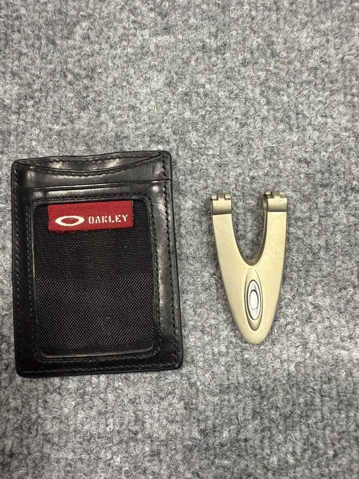 Vintage Oakley Money Clip Wallet Titanium Leather  - Image 2 of 4