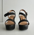 Foto 7 di 16