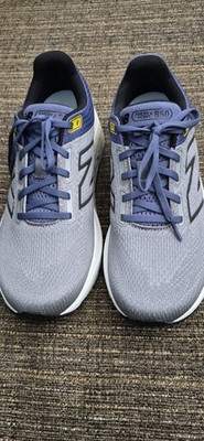 ZAPATILLAS NEW BALANCE FRESH FOAM X 860 V14 CON UNA COMBINACIÓN DE COLORES