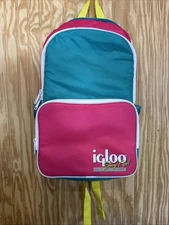 ⭐️Igloo Retro Cooler Backpack with Dual Compartments