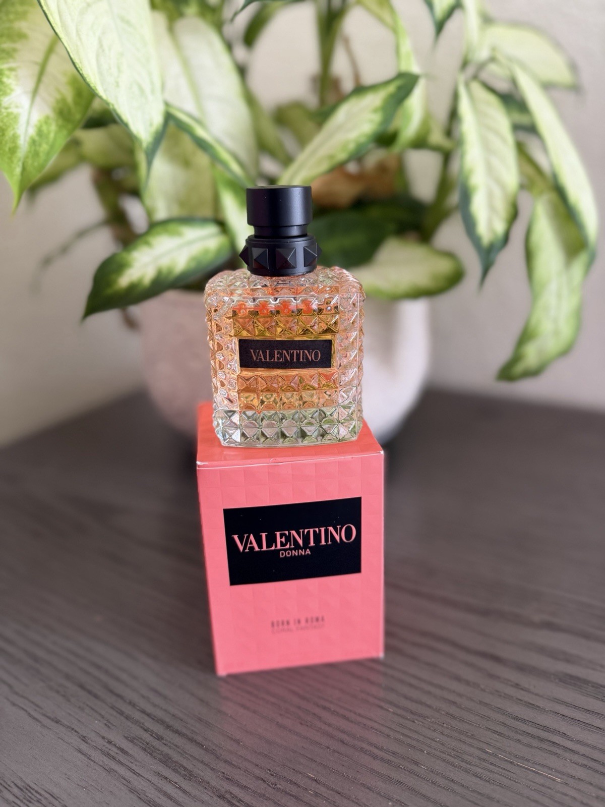 Valentino Donna Born In Roma Coral Fantasy thumbnail 2