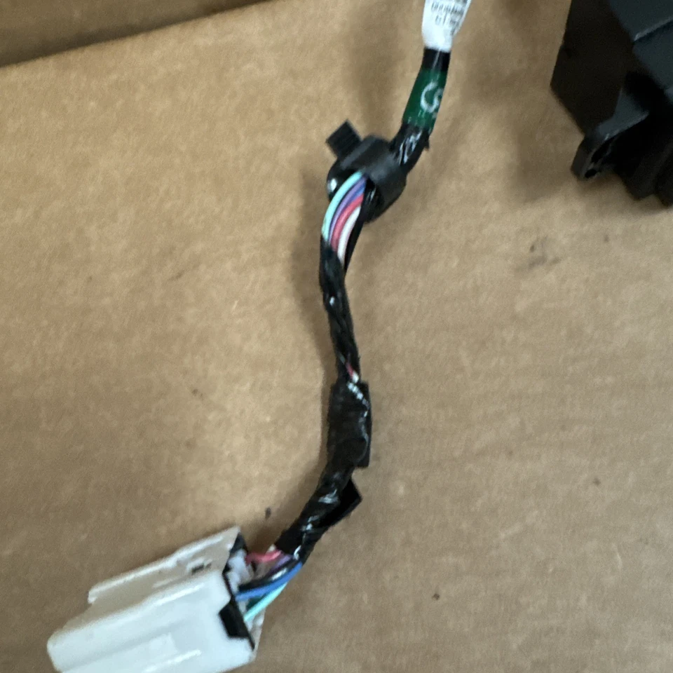 Subaru XV Crosstrek 2015 2016 2017 interruptor de asiento térmico interruptor arnés 0013 Foto 3 de 4