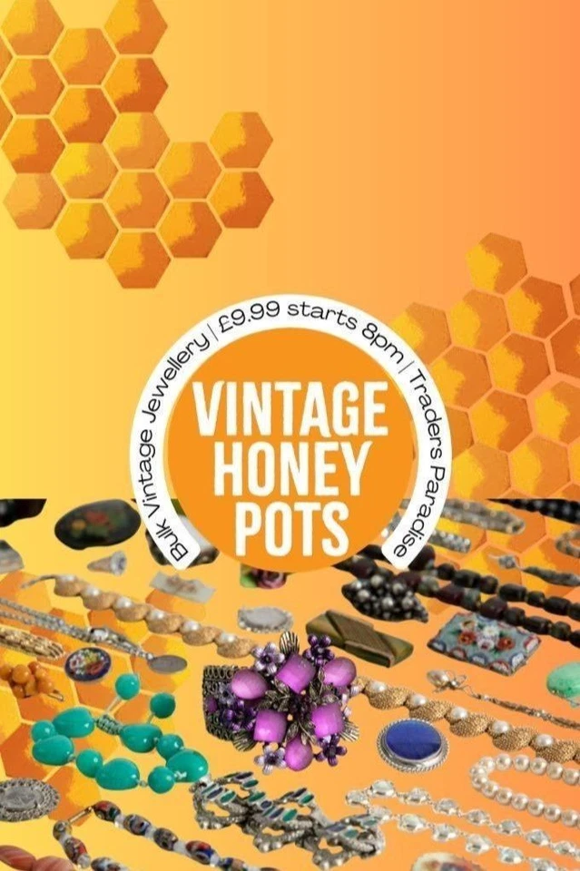 Bulk Vintage Jewellery | £9.99 starts 9am | Traders Paradise
