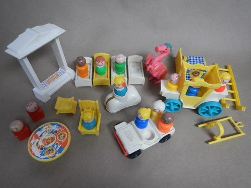 Large Vintage Fisher Price Little People Lot 13 Figures & additional Items
