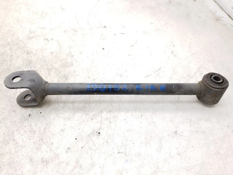 06-09 LEXUS RX400H LADO PASAJERO TRASERO MANDO BRAZO LOCALIZADOR MONTAJE Foto 2 de 4