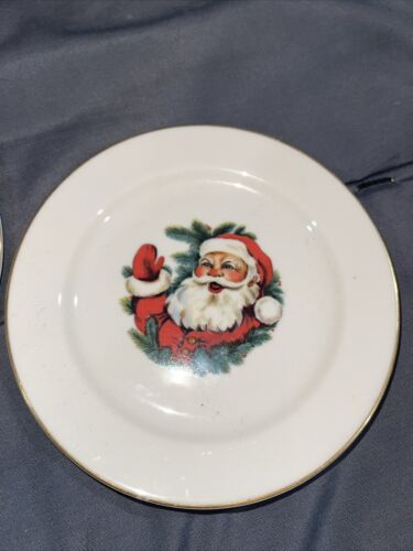 Set Of 3 Pickard Christmas Plates - Picture 3 of 4