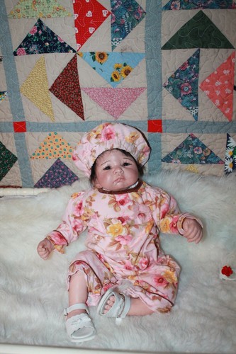 Reborn Asian Doll Li-Hue, by Nikki Holland, reborn by artist Linda Wiseman - Picture 5 of 12