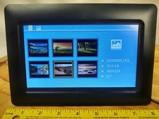 DIGITAL PHOTO FRAME 7 inch GPX USB SD Ports Photo Slide Show.