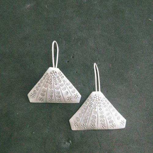 Fine Silver Earring Handcraft Dangle Auction 6g Onigiri Shape SKU0123808 - Picture 4 of 7