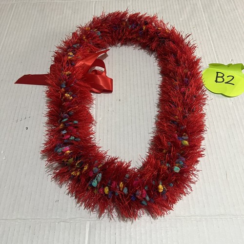 Red Graduation Eyelash Lei Hawaiian Grad Accessory Handmade - Picture 2 of 4
