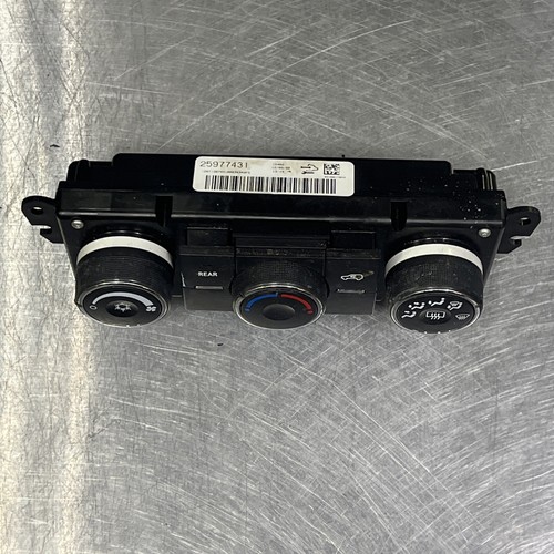 2007-2012 GMC Acadia Temperature Climate Control A/C Heather Switch 25977431 - Picture 3 of 6