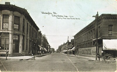 Postcard Iowa Creston C.U. Williams Photoette Street Scene Divided Back Era