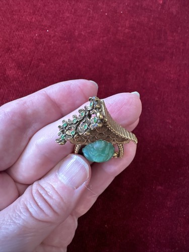 Vintage Hattie Carnegie Faux Jade Green Peking Glass Buddha Brooch Pendent Rare - Picture 14 of 19